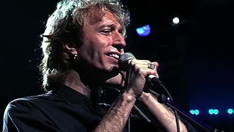 Juliet (Robin Gibb song) - Bee Gees (live)