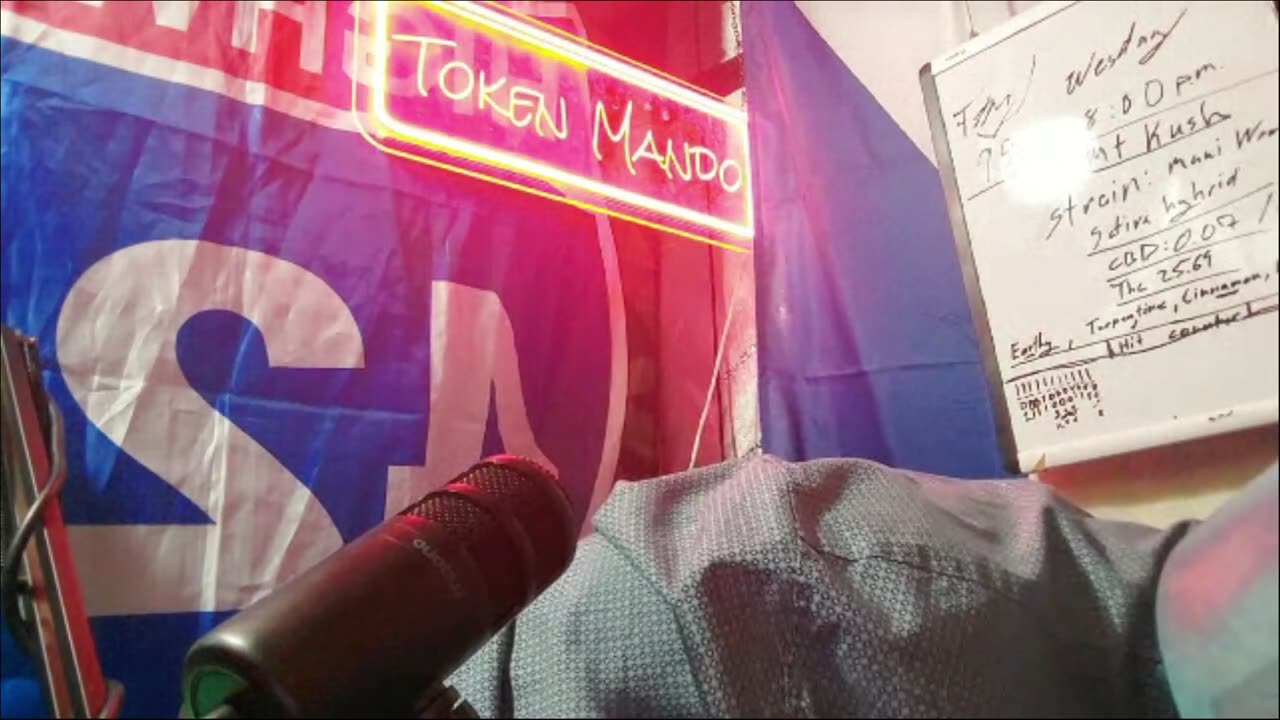 it's the Wednesday night show!!!!