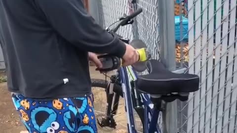 💀 F A F O @FollowsTheWhiteRabbit 🐇