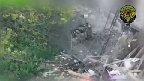 Russian Infantry Group Collapses After Coming Under Fire