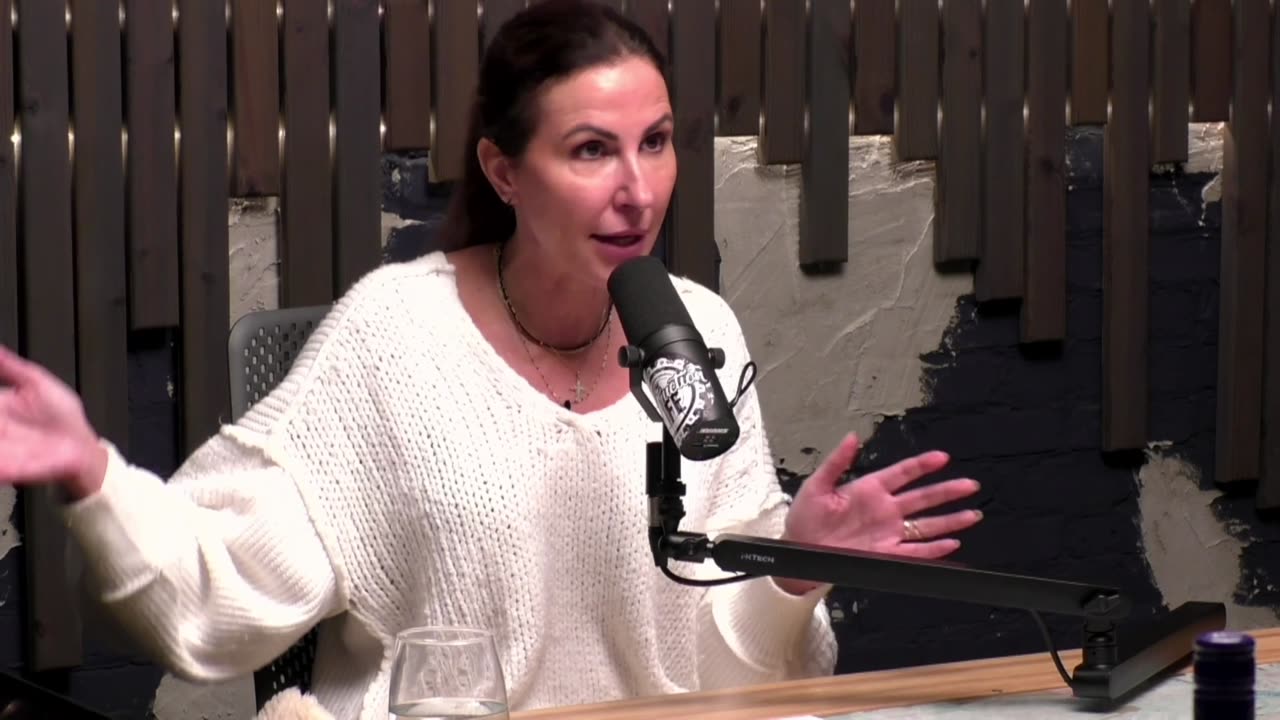 #739 – 21 - Building Joy - The Everyday Practice of Joy: A Happiness Recap with Teresa Greco