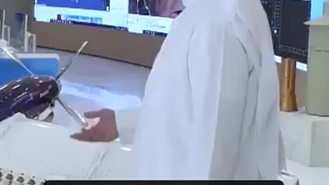 Chemtrails and weathermanipulation - Emirates confirms Cloudseeding!