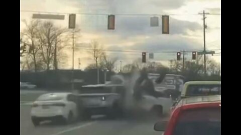 Woman mistakes gas and brake pedals causing 7 car crash in Fort Oglethorpe, GA.