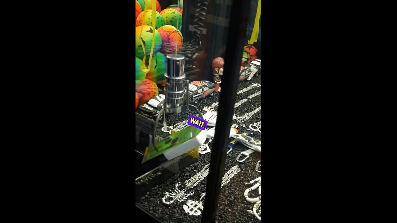 Unlucky Claw Machine 😬