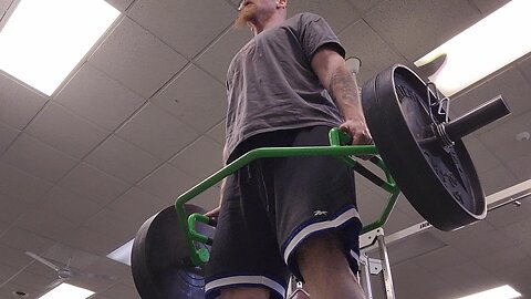 Trapbar Deadlift