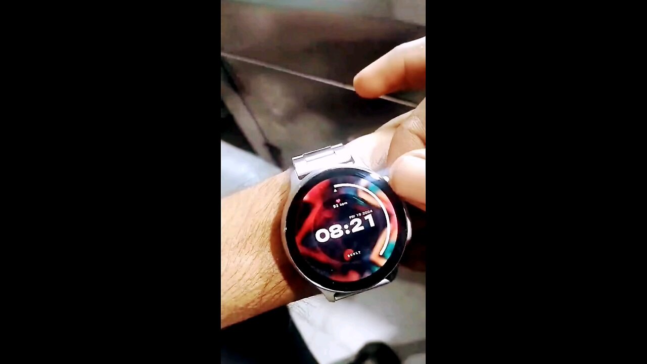 Smartwatch Guess The Brand?