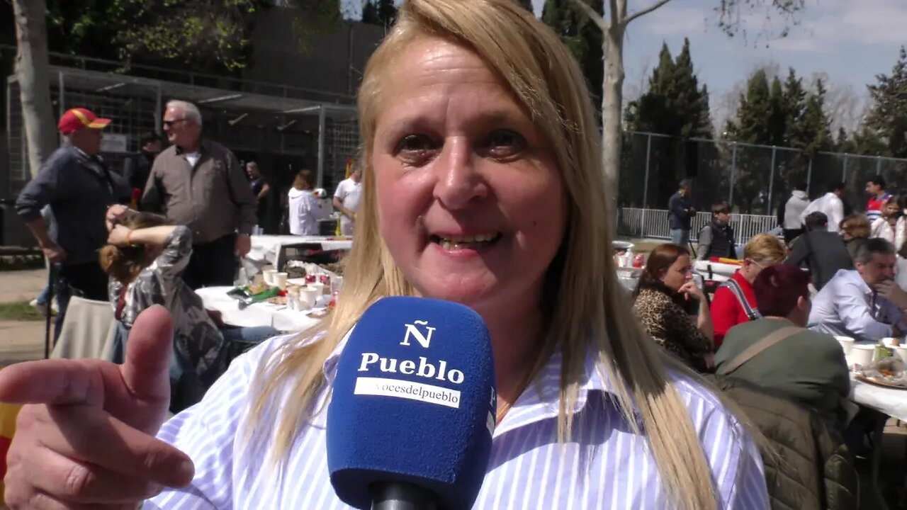 Nuria Acacio le dedica butifarras catalanas a ERC Ayuntamiento de Sabadell