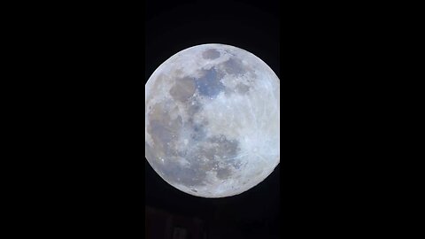 Who was the first person to ever walk on the moon?