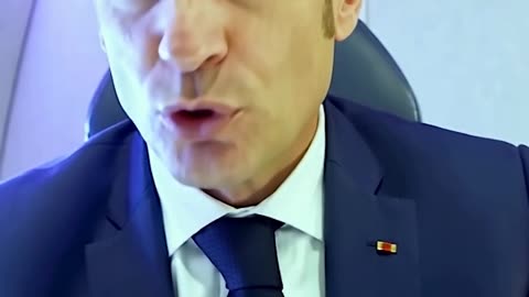 😂 #macron #frexit #parodie #parody #macrondestitution #kekerose #paix #nowar #liberte #freedom 😂