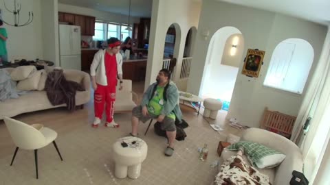 Alex B "leaking" his Divorce | Sardine Tin / FTL Streaming