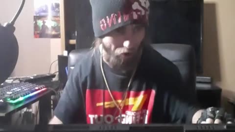 [26May25] Cyraxx damage trolls ears with his piano play
