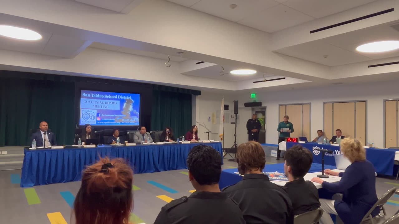 . @SYSDschools allegedly covered up the r*pe of a 4-year-old kid by a male teaching