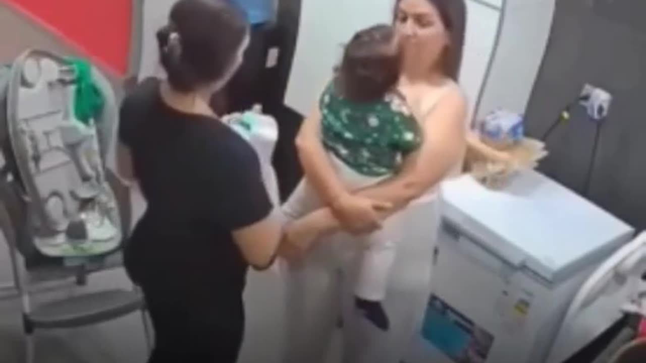 😂🤯 Mom's Epic Fail: Feeding Friend Instead of Baby! | FunFM