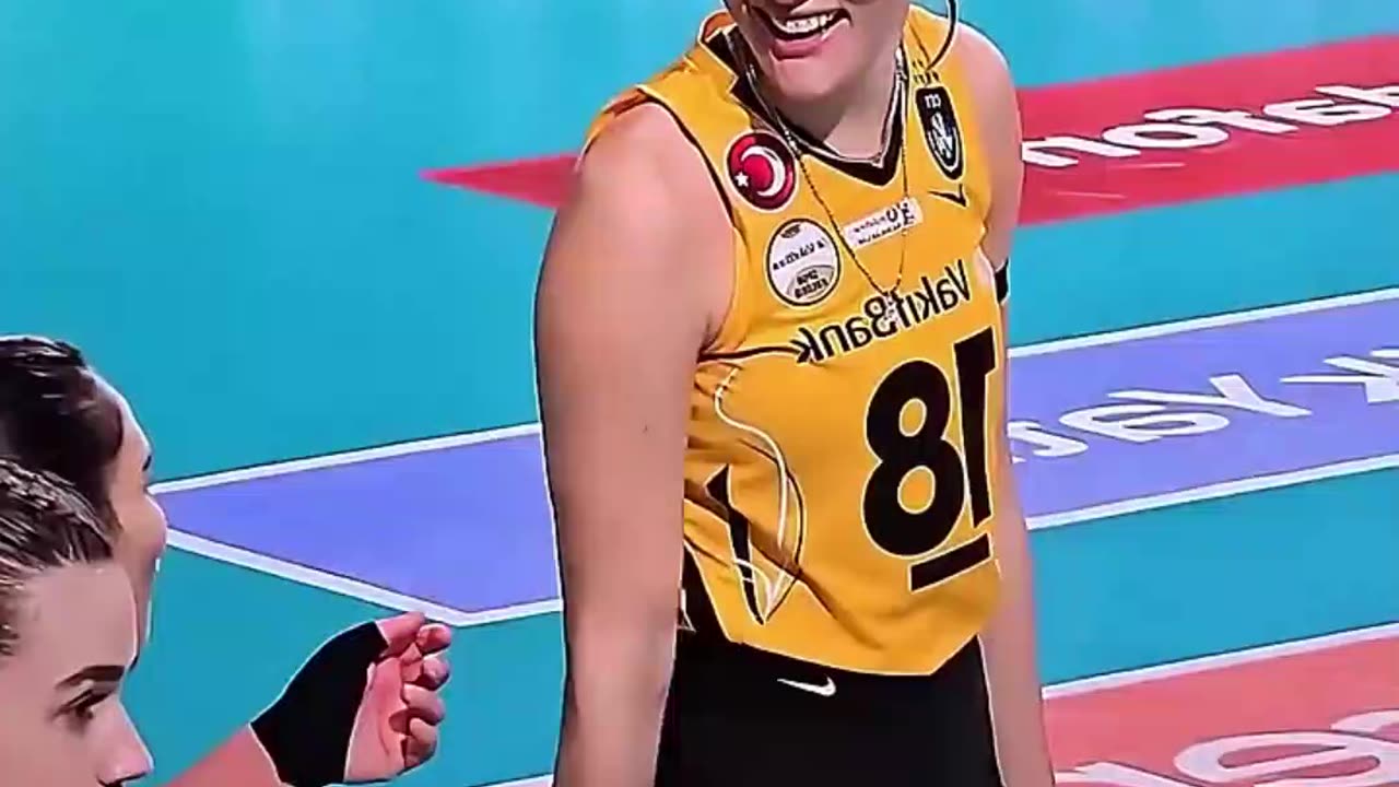 Zehra Gunes 😂 Cutest Funny Moments Ever! | Pure Joy & Charm 💖 #zehragunes #shrots #funnymoments