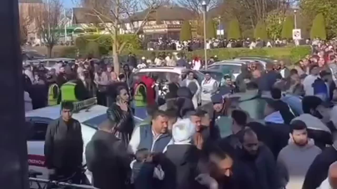 Dublin Muslim invaders put on a show of strength against the Irish.