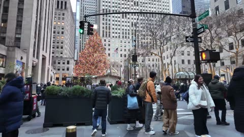 🗽 NYC Live 🔴 Walk (Chat on YouTube)