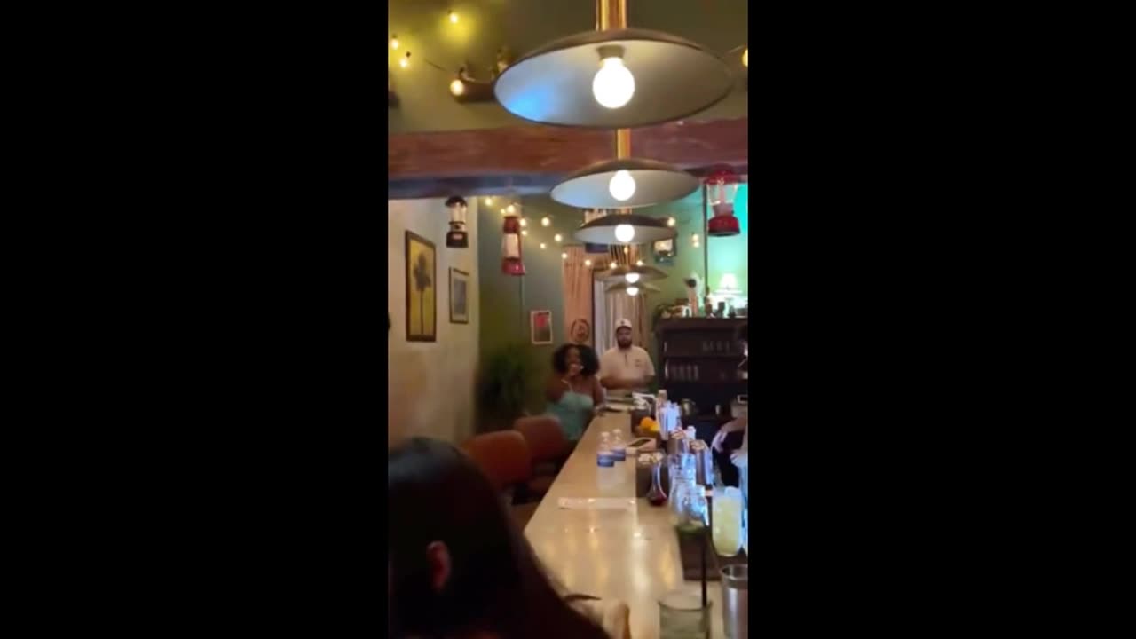 😭 MI REACCIÓN al ver a BAD BUNNY en persona | ¡GRITÉ COMO LOCA!