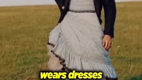 Why does every men's fashion trend get more and more effeminate