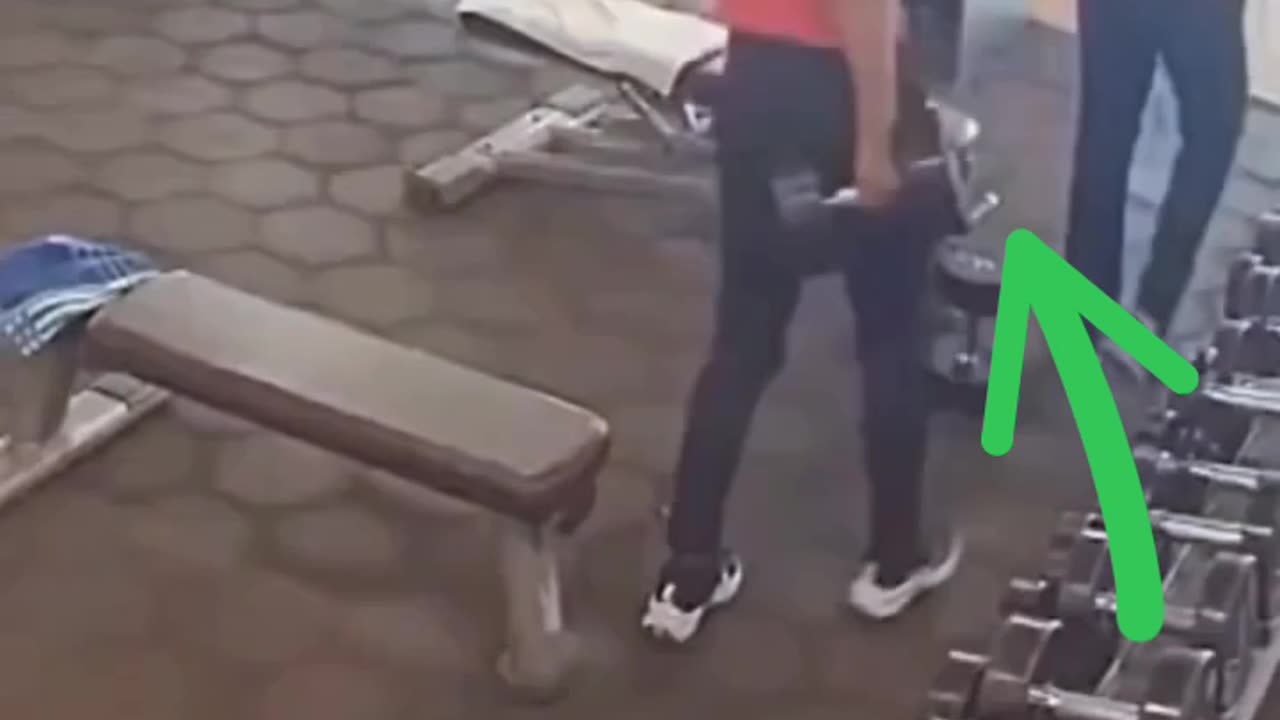 REPENTINITIS en el Gimnasio OTRA ¡ 🙏🏻💉📡🔬🧲📡💀