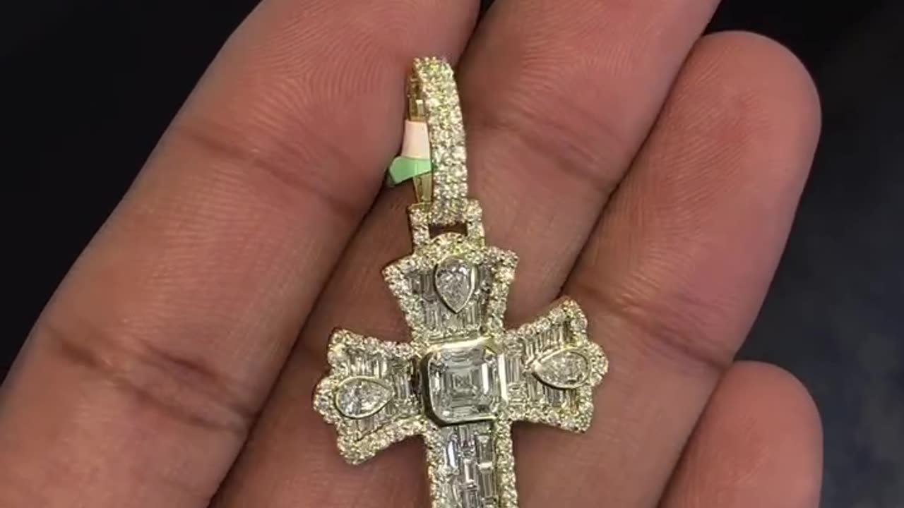 10K Gold & Lab Diamond Cross Pendant