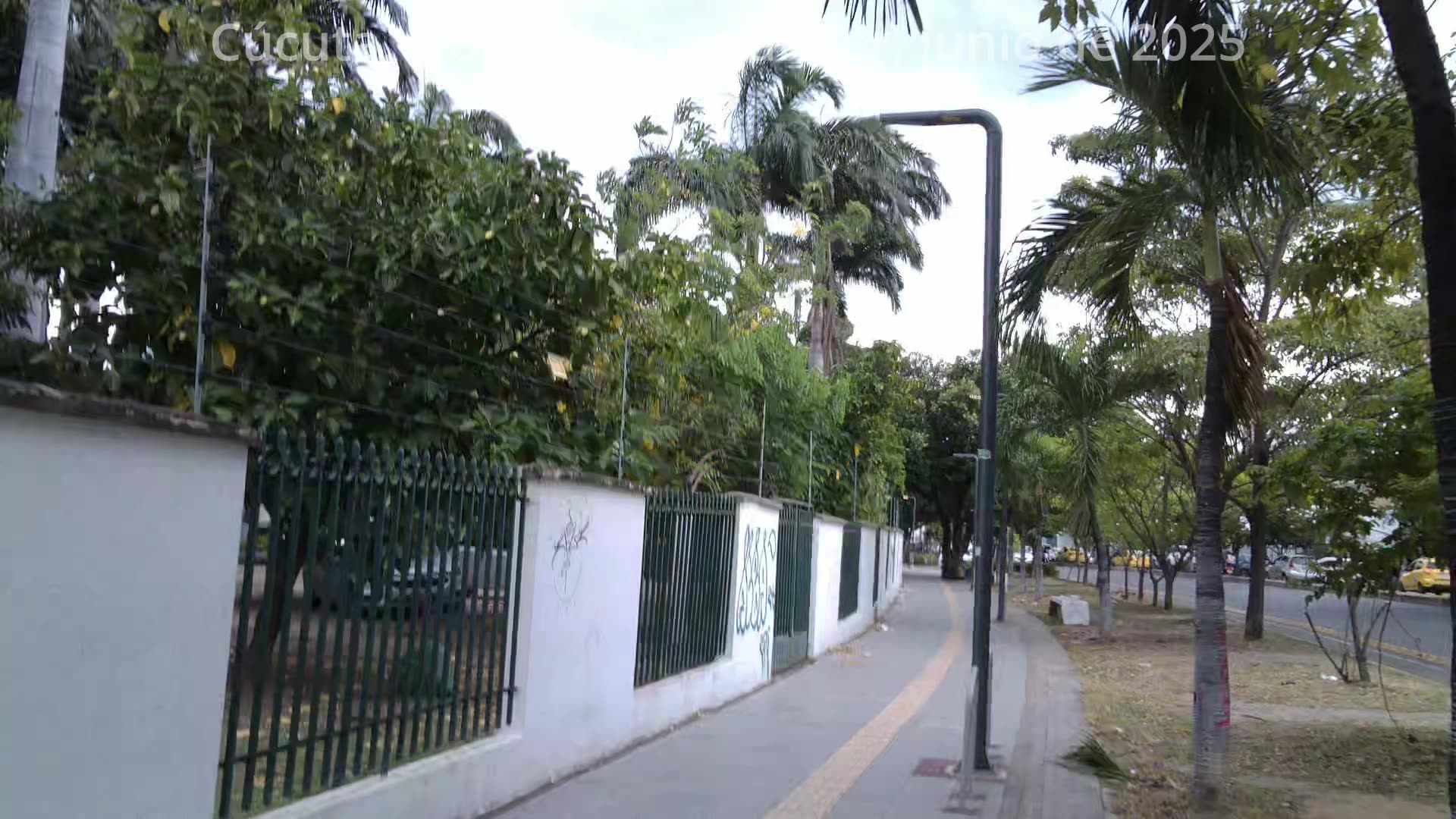 Paseando por un centro comercial en Cúcuta, Norte de Santander - junio 2025