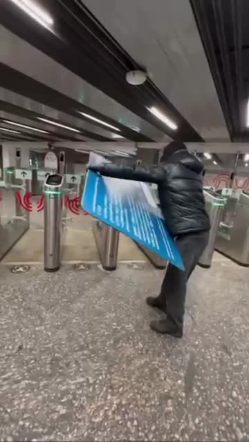 Perfect gift for the person who always misplaces their credit cards