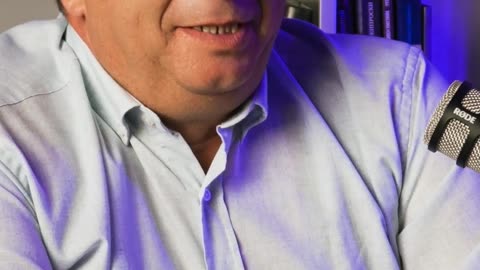 За социјалните медиуми, кампањите и парите.