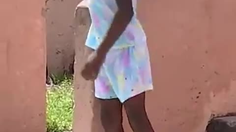 6-year-old #Florida #girl escapes abductor by biting his arm