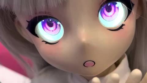 Komm und sag Hallo zu dieser süßen Puppe!