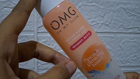 Product Review! OMG - Peach Glowing Toner!