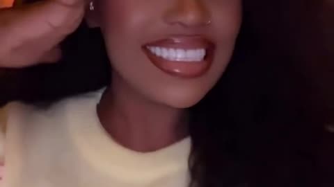 @queenveebosset