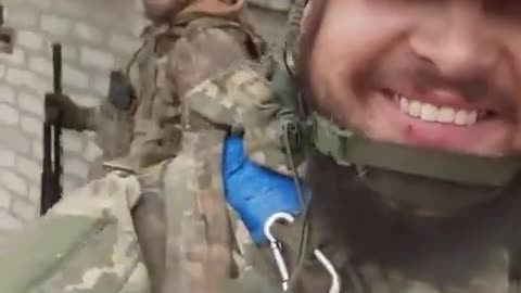 😊🇺🇦 Ukraine Russia War | Ukrainian Soldiers Keep Humor Amidst Conflict | RCF