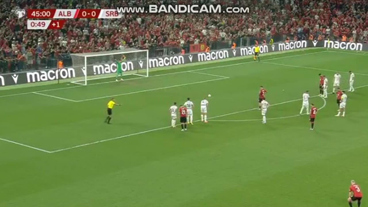 Manaj humbet penallti