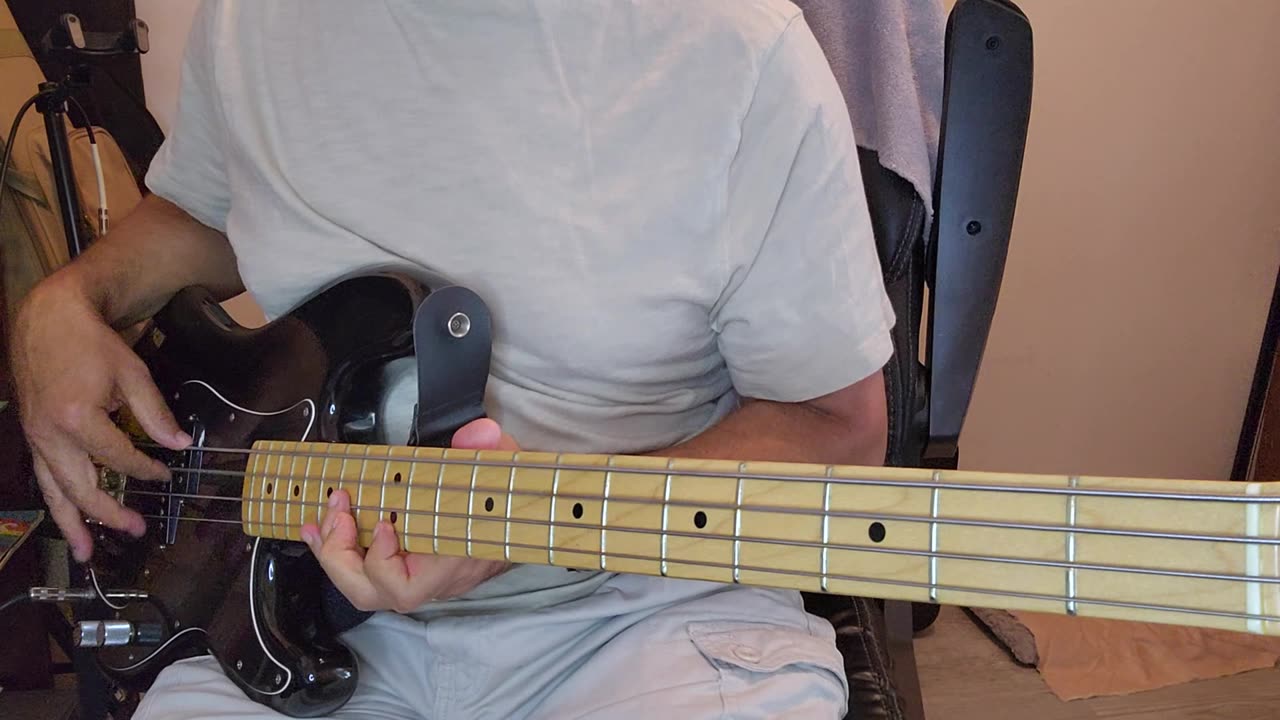 Foreigner - Hot Blooded Bass Cover