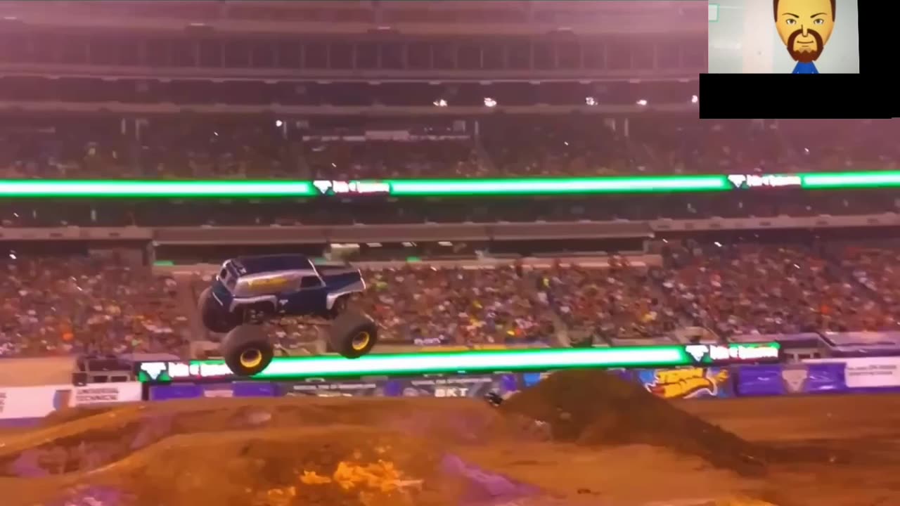 Monster Jam Grave Digger The Legend Compilation (REACTION)
