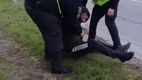 💔💥 Ukraine Russia War | Man Reports Heart Issues During Busification in Chabany | RCF