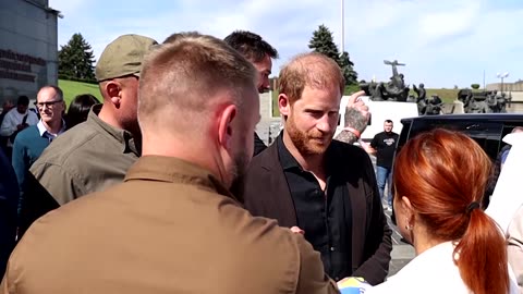 Prince Harry meets Ukrainian war veterans in Kyiv