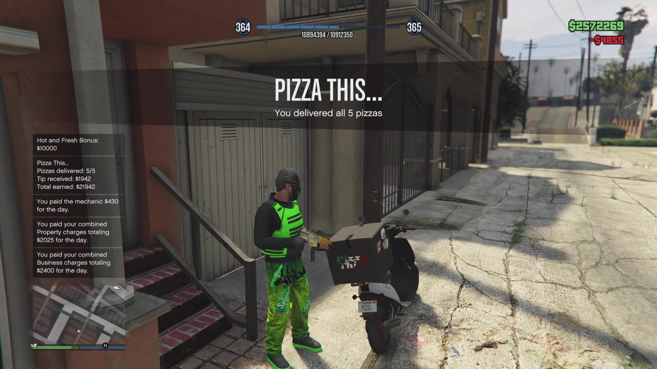 GTA V Online Being a Pizza Delivery Guy