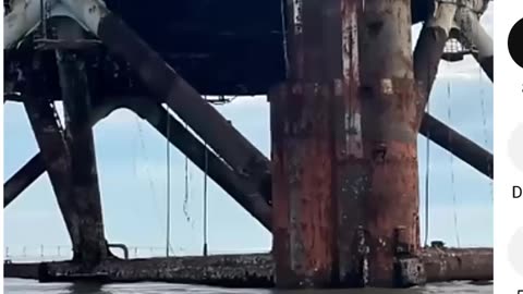 OFFSHORE OIL PLATFORM