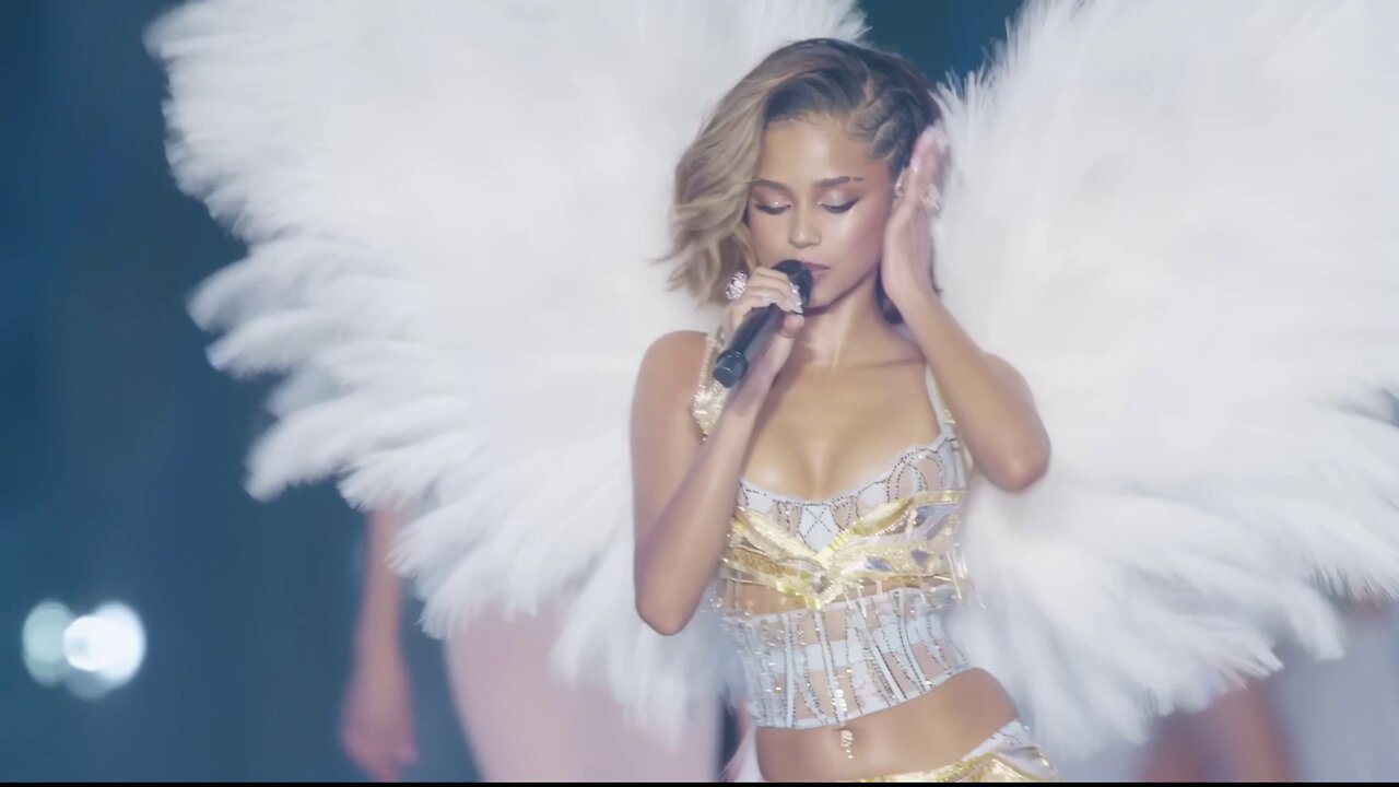 Tyla - Push 2 Start & Water (Sings At Victoria’s Secret Fashion Show 2024)