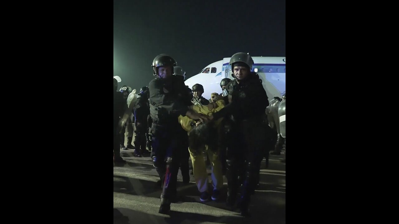 CRIMINAL VENEZUELAN GANG MEMBERS🇻🇪🧟‍♂️🧟🚨👮‍♂️ARRIVE IN EL SALVADOR🇸🇻🛗🛃✈️💫
