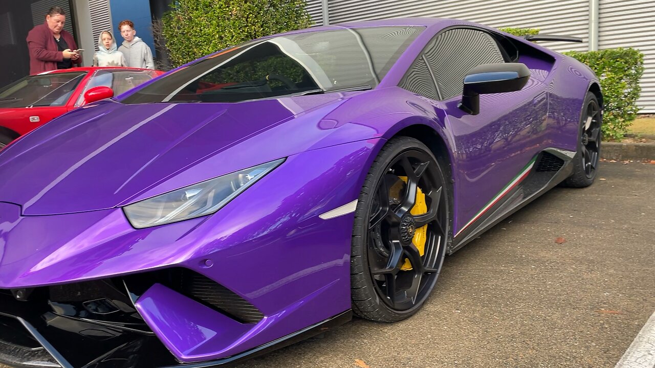 Blue Lamborghini Huracan