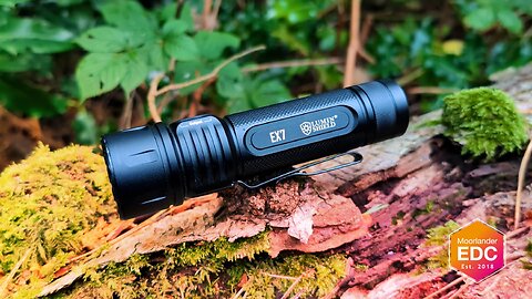 Three Beams in One Flashlight? – Nitecore EX7 Review