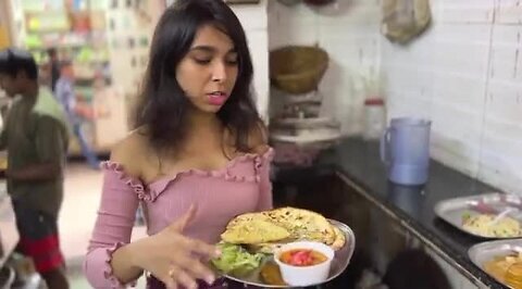 Biggest_Palak_Paneer_Making_in_Mega_Kitchen_Of_Kolkata___#indianstreetfood_#kolkata