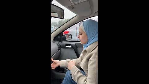 شكرا على هل هدية الحلوة 😂