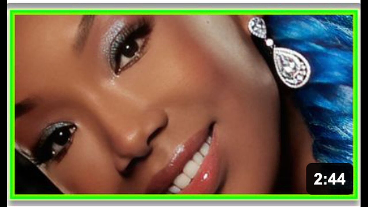 PFIZER DEATH JABBED STAR STROKES OUT ON STAGE