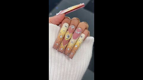 Medium Square Nails with Light Pink & Yellowish Beautiful Art | Soft & Elegant Design