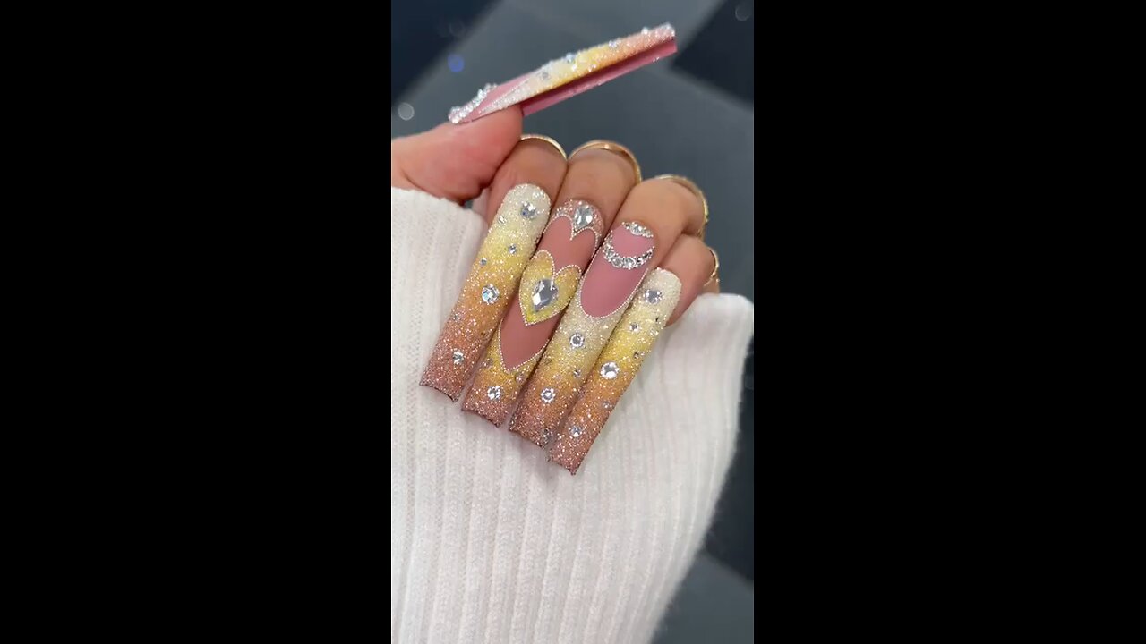 Medium Square Nails with Light Pink & Yellowish Beautiful Art | Soft & Elegant Design