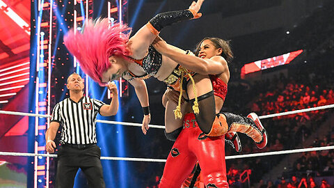 Bianca Belair vs. Asuka: Raw, May 9, 2022 @wwefree ​