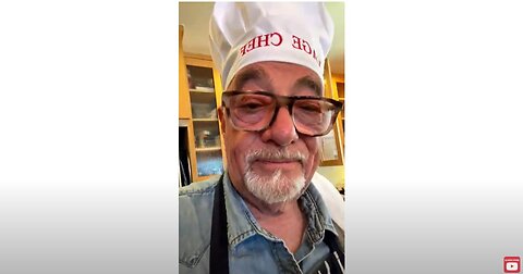 The world’s oldest influencer cooks tarragon chicken